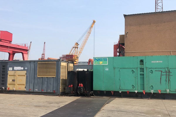 连云港发电机出租空气滤清器的清洁频率是多少？